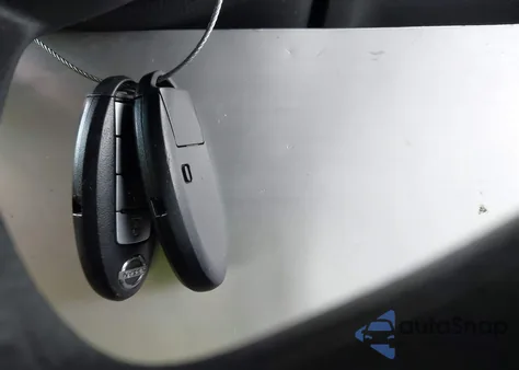 2010 Nissan Altima Hybrid from USA, damaged, VIN 1N4CL2AP4AC107957